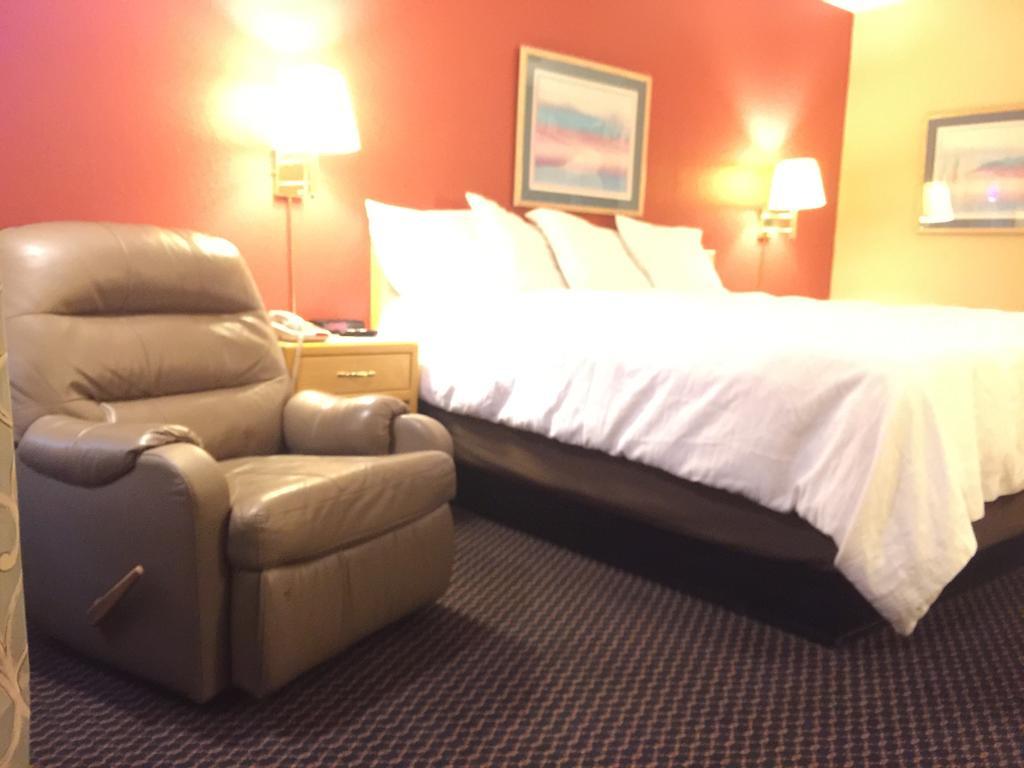 Americas Best Value Inn - Garden City Exterior foto