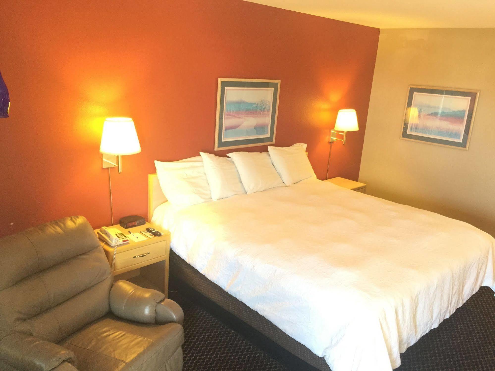 Americas Best Value Inn - Garden City Exterior foto